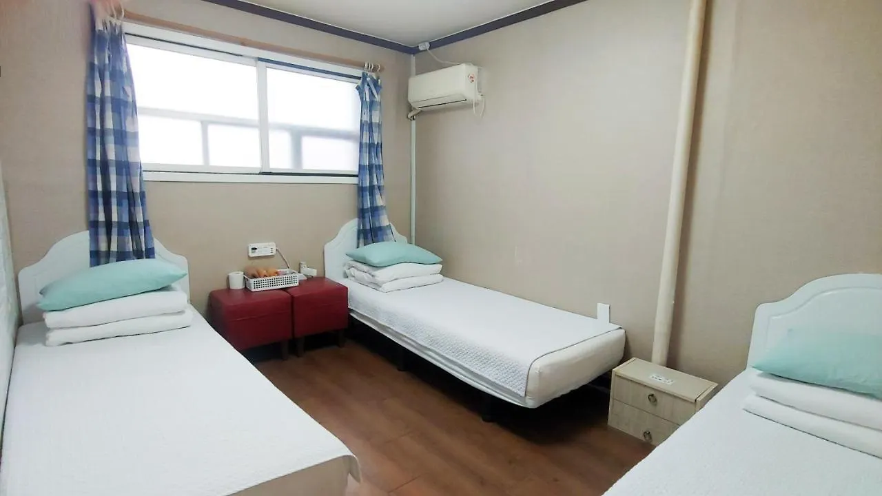 ** Guest house Red Panda Hotel Seoul Myeongdong South Korea